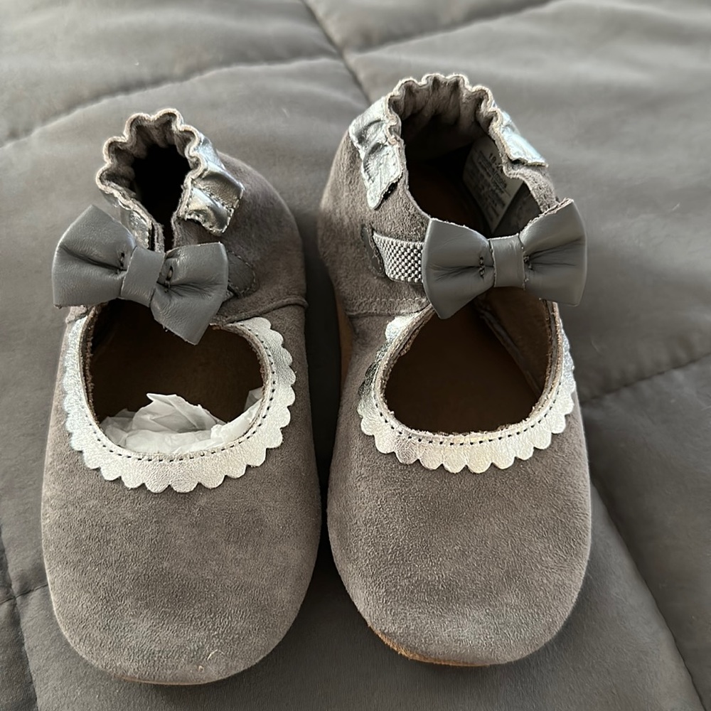 Robeez toddler leather shoes